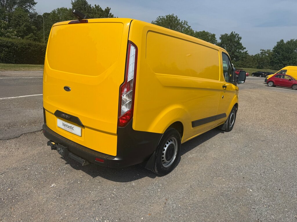 Ford Transit Custom 2.0 340 Ecoblue Leader Panel Van LB22HZP Yellow #5