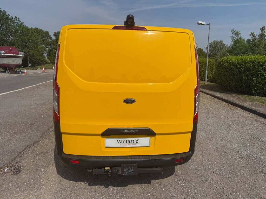 Ford Transit Custom 2.0 340 Ecoblue Leader Panel Van LB22HZP Yellow #6