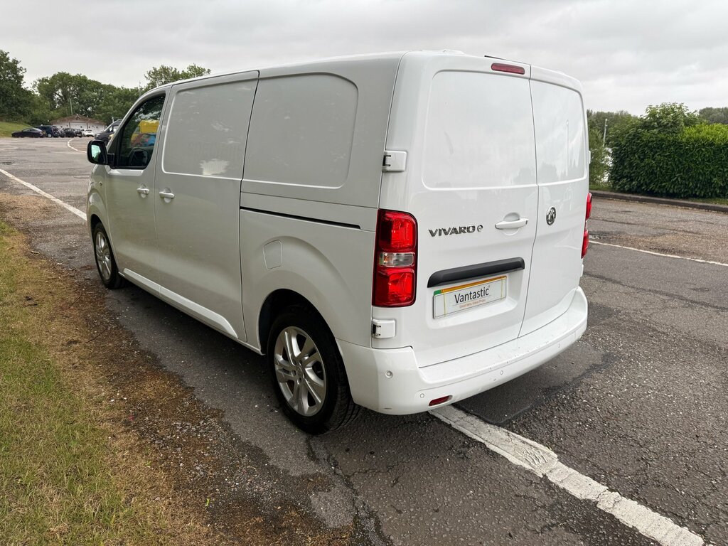 Vauxhall Vivaro 3100 75Kwh Elite Panel Van L1 H1 FG71KTX White #4