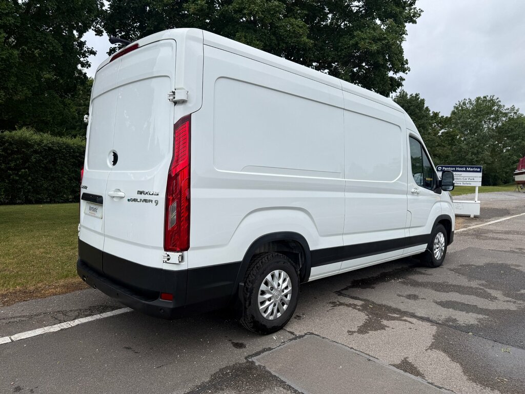 Maxus eDeliver 9 88.5Kwh Panel Van Fwd L3 H3 204 White #5