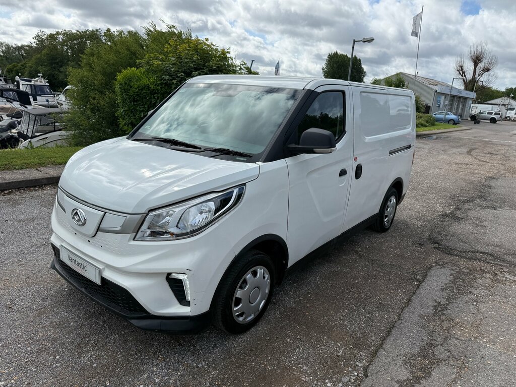 Maxus eDeliver 3 50.23Kwh Panel Van Fwd L1 122 P White