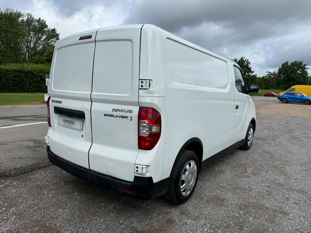 Maxus eDeliver 3 50.23Kwh Panel Van Fwd L1 122 P Black #17