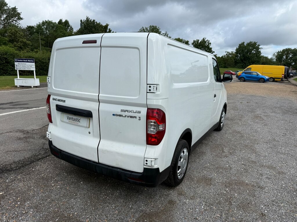 Maxus eDeliver 3 50.23Kwh Panel Van Fwd L1 122 P Black #16