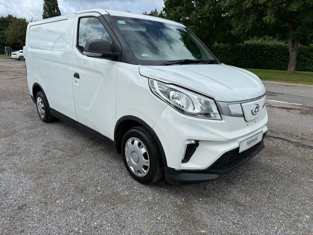 Maxus eDeliver 3 50.23Kwh Panel Van Fwd L1 122 P Black #21
