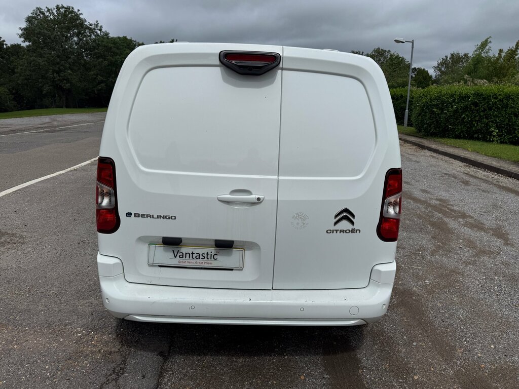 Citroen e-Berlingo 800 50Kwh Driver M Pro Swb ... White #7