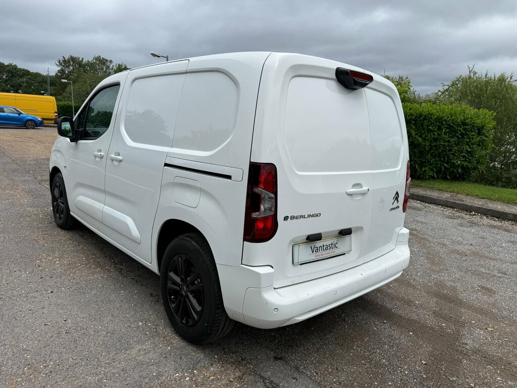 Citroen e-Berlingo 800 50Kwh Driver M Pro Swb ... White #9