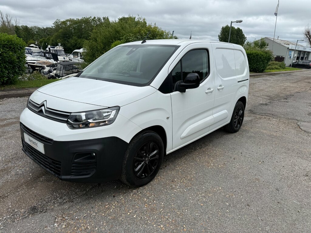 Citroen e-Berlingo 800 50Kwh Driver M Pro Swb ... White #15