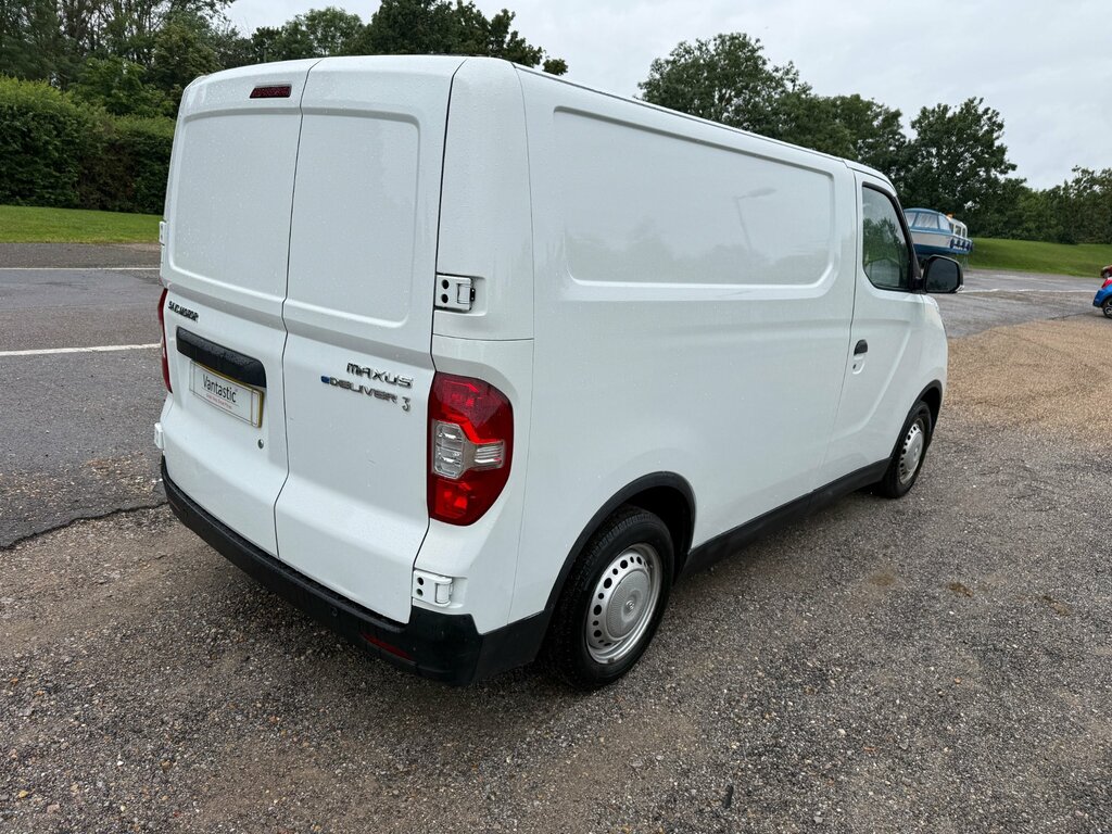 Maxus eDeliver 3 35Kwh Panel Van Fwd L1 122 Ps White #8