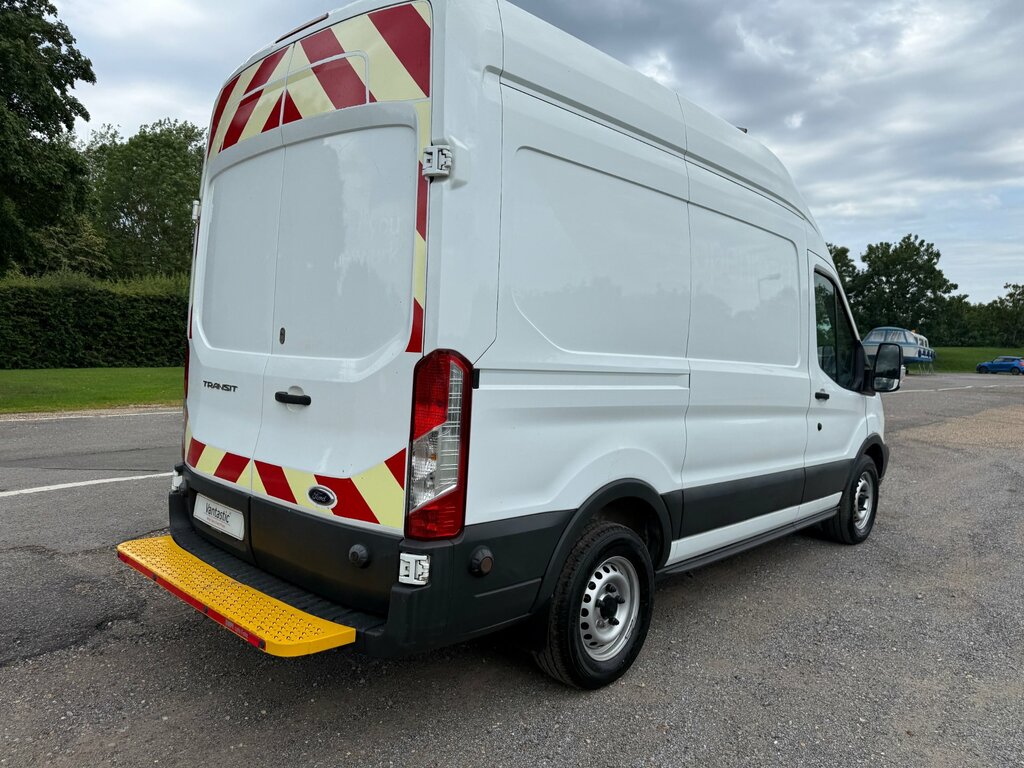 Ford Transit Custom 2.0 Tdci 170Ps Low Roof Dcab Sport Van Silver #4