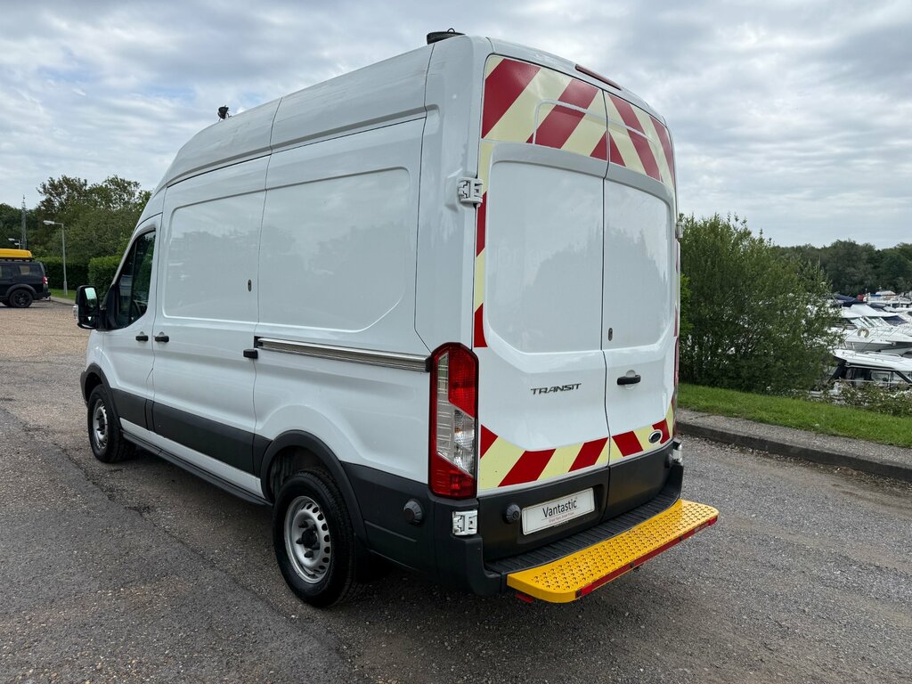Ford Transit Custom 2.0 Tdci 170Ps Low Roof Dcab Sport Van Silver #9