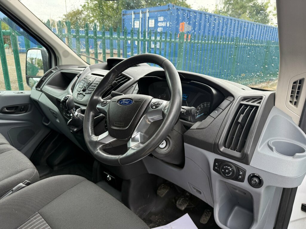 Ford Transit Custom 2.2 Tdci 125Ps Low Roof Limited Van Black #3
