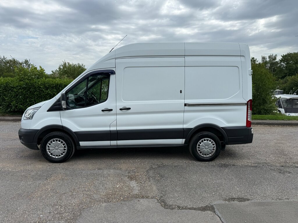 Ford Transit Custom 2.2 Tdci 125Ps Low Roof Limited Van Black #4