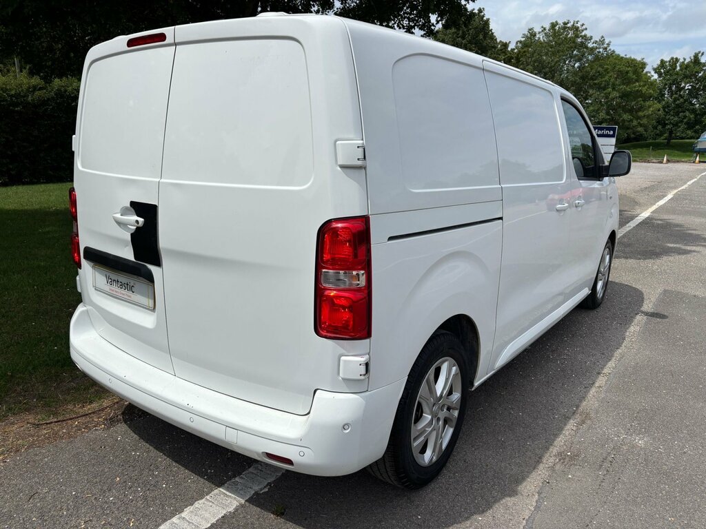 Vauxhall Vivaro 3100 75Kwh Elite Panel Van L1 H1 White #6
