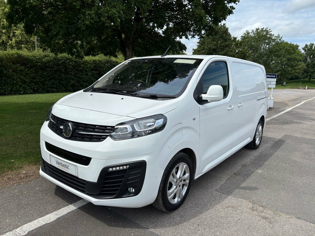 Vauxhall Vivaro 2.0 Turbo D 3100 Sportive Panel Van Man Grey #24