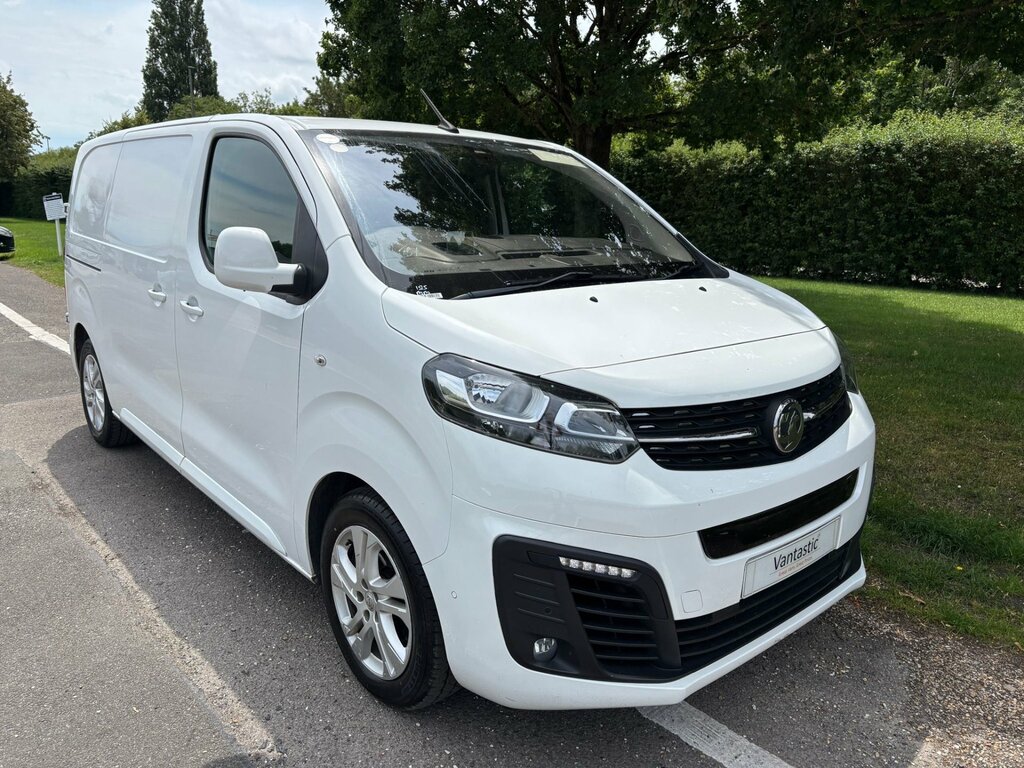 Vauxhall Vivaro 2.0 Turbo D 3100 Sportive Panel Van Man Grey #14