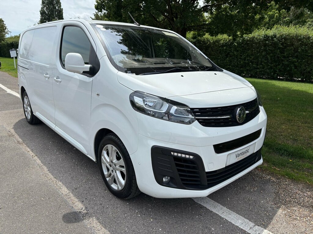 Vauxhall Vivaro 2.0 Turbo D 3100 Sportive Panel Van Man Grey #11
