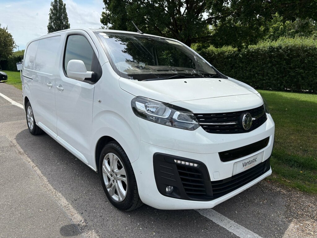 Vauxhall Vivaro 2.0 Turbo D 3100 Sportive Panel Van Man Grey #13