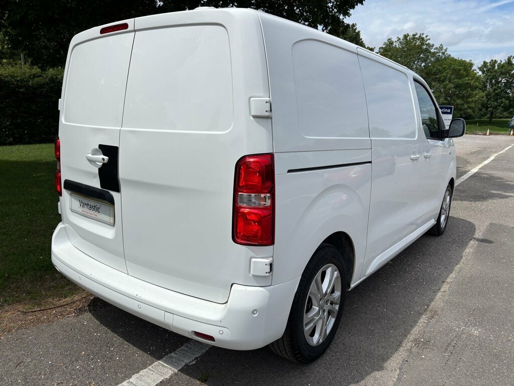 Vauxhall Vivaro 2.0 Turbo D 3100 Sportive Panel Van Man Grey #16