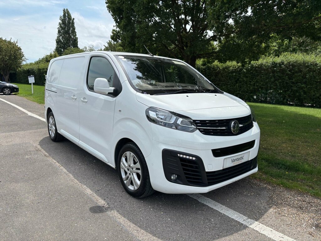 Vauxhall Vivaro 2.0 Turbo D 3100 Sportive Panel Van Man Grey #9