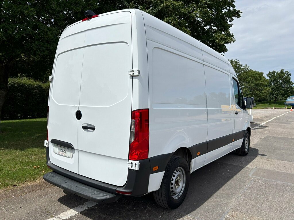 Mercedes-Benz eSprinter Progressive L2h2 Dc 80Kw 55Kw White #13