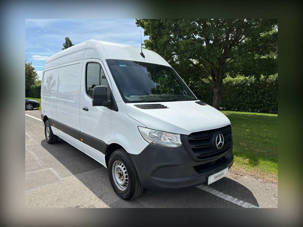 Mercedes-Benz eSprinter Progressive L2h2 Dc 80Kw 55Kw White #25