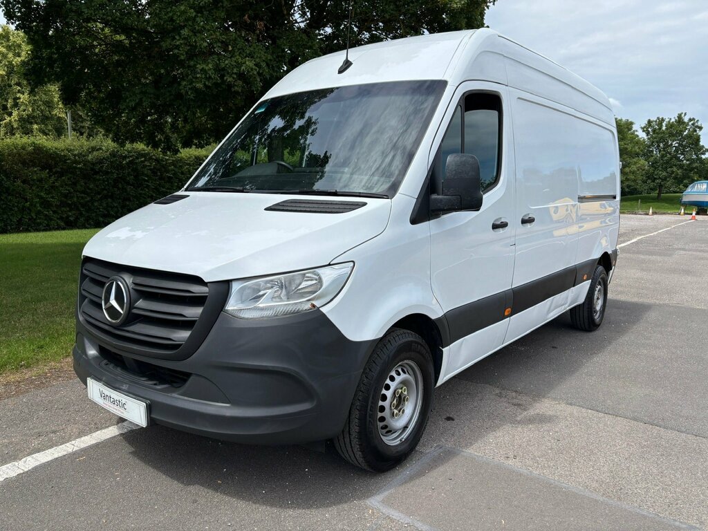Mercedes-Benz eSprinter Progressive L2h2 Dc 80Kw 55Kw White #16