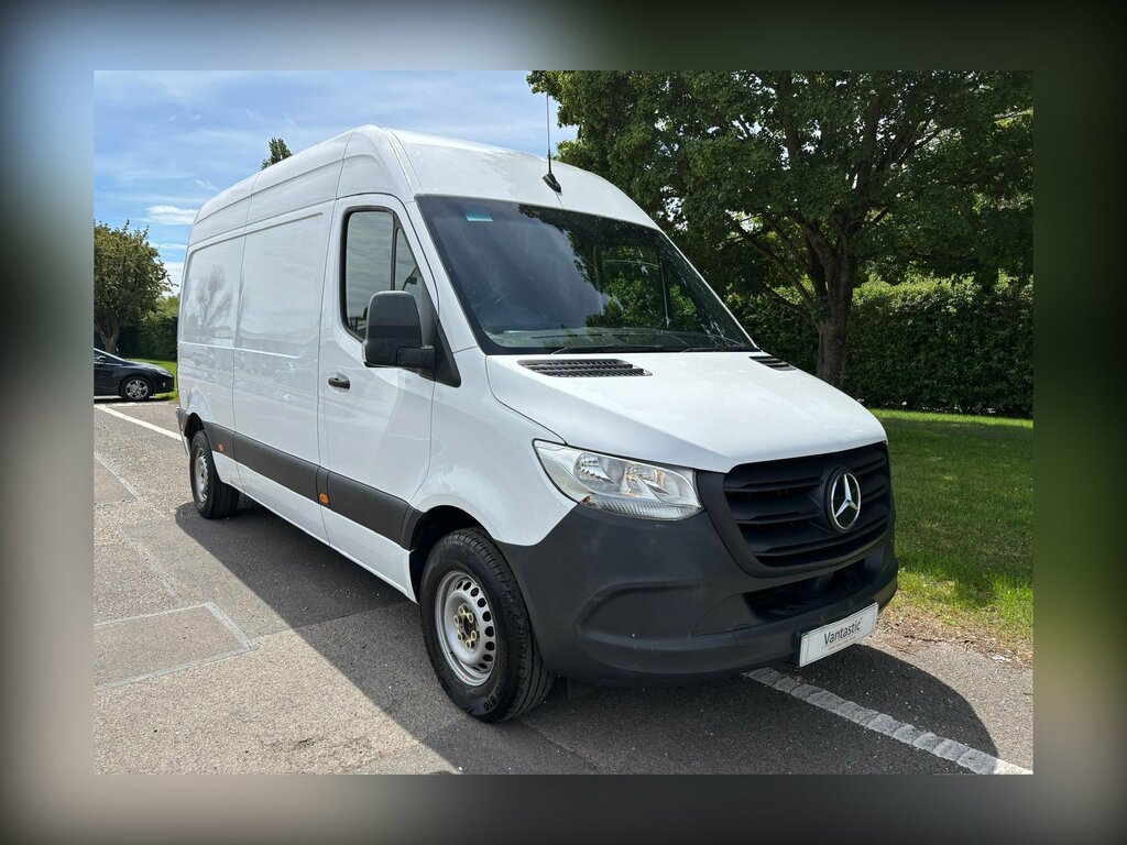 Mercedes-Benz eSprinter Progressive L2h2 Dc 80Kw 55Kw White #17