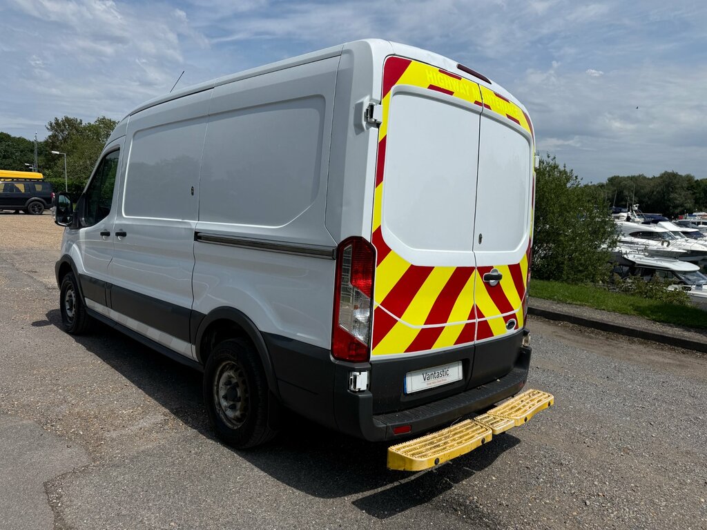 Ford Transit Custom 2.0 350 Ecoblue Panel Van Rwd L2 MX68WUV White #6