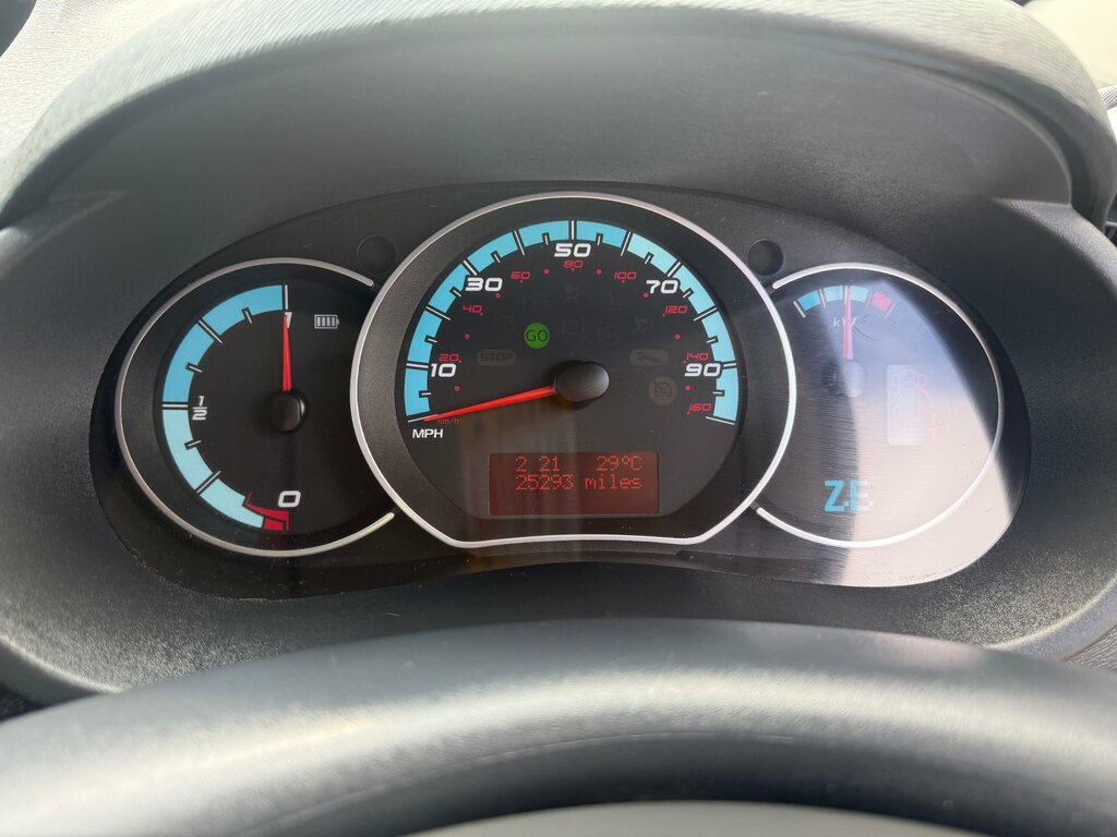 Renault Kangoo Ze Ml20 33Kwh Business Panel Van White #24