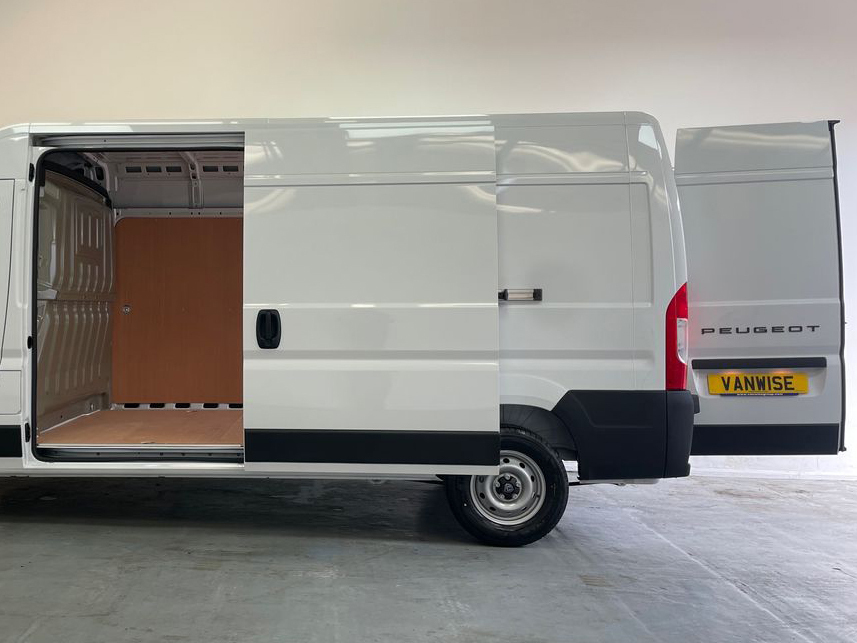 Peugeot Boxer 335 Professional L3 H2 Lwb 2.2 Bluehdi 140Ps PP26BBB White #6