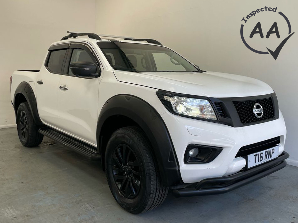 Nissan Navara Dcab Tekna 2.3Dci 190Ps 4Wd White