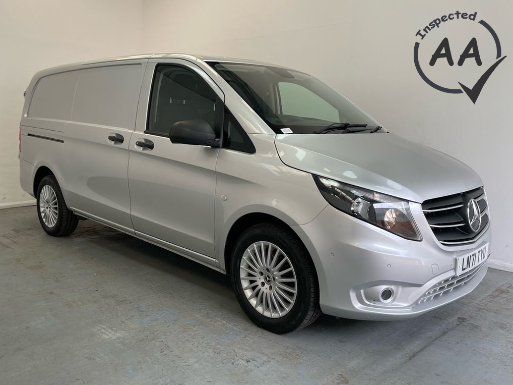 Mercedes-Benz Vito 114Cdi Premium L2 Lwb 9G-tronic Rwd 136Ps Silver