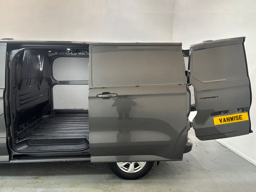 Ford Transit Custom 300 Limited L1 H1 Swb 2.0 Ecoblue 136Ps WN24ZBY Grey #6