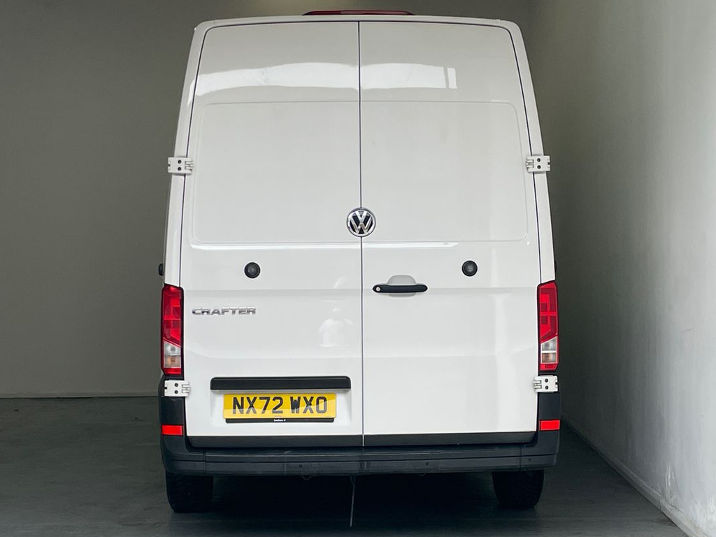 Volkswagen Crafter Panel Van Cr35 Panel Van Trendline Mwb 140 Ps White #8