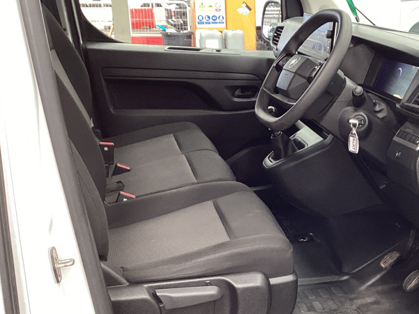 Citroen Dispatch Driver XL 1.5 Bluehdi 120Ps White