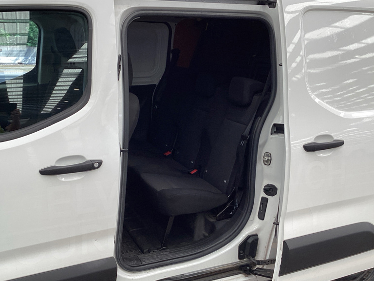 Peugeot Partner 850 Professional Premium Lwb 1.5 Bluehdi 100Bhp White