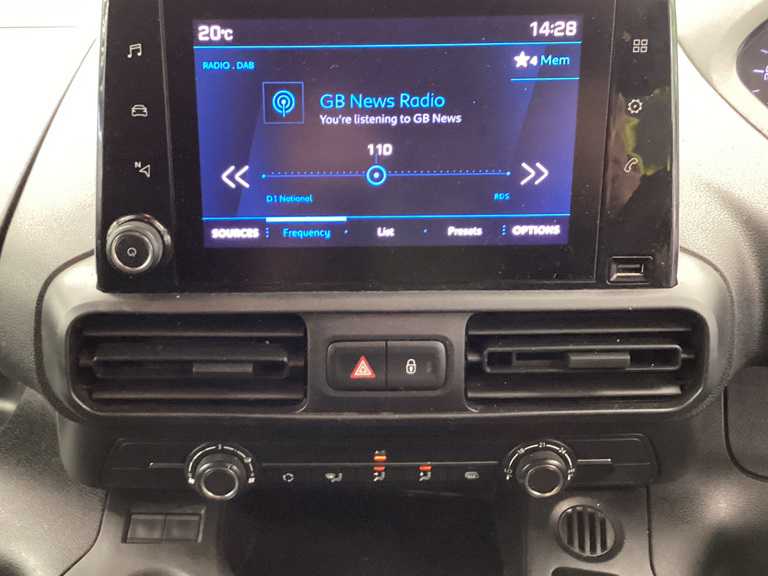 Peugeot Partner 850 Professional Premium Lwb 1.5 Bluehdi 100Bhp White #3