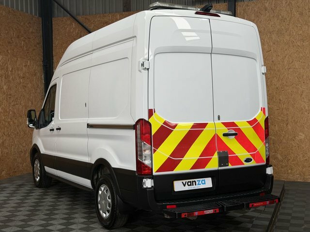 Ford Transit Custom 2.0 350 Ecoblue Trend Panel Van YR22GHH White #2