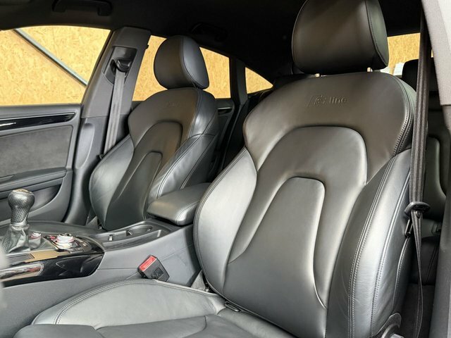 Audi A5 2.0 Tdi Black Edition Plus Sportback Ma Black #4