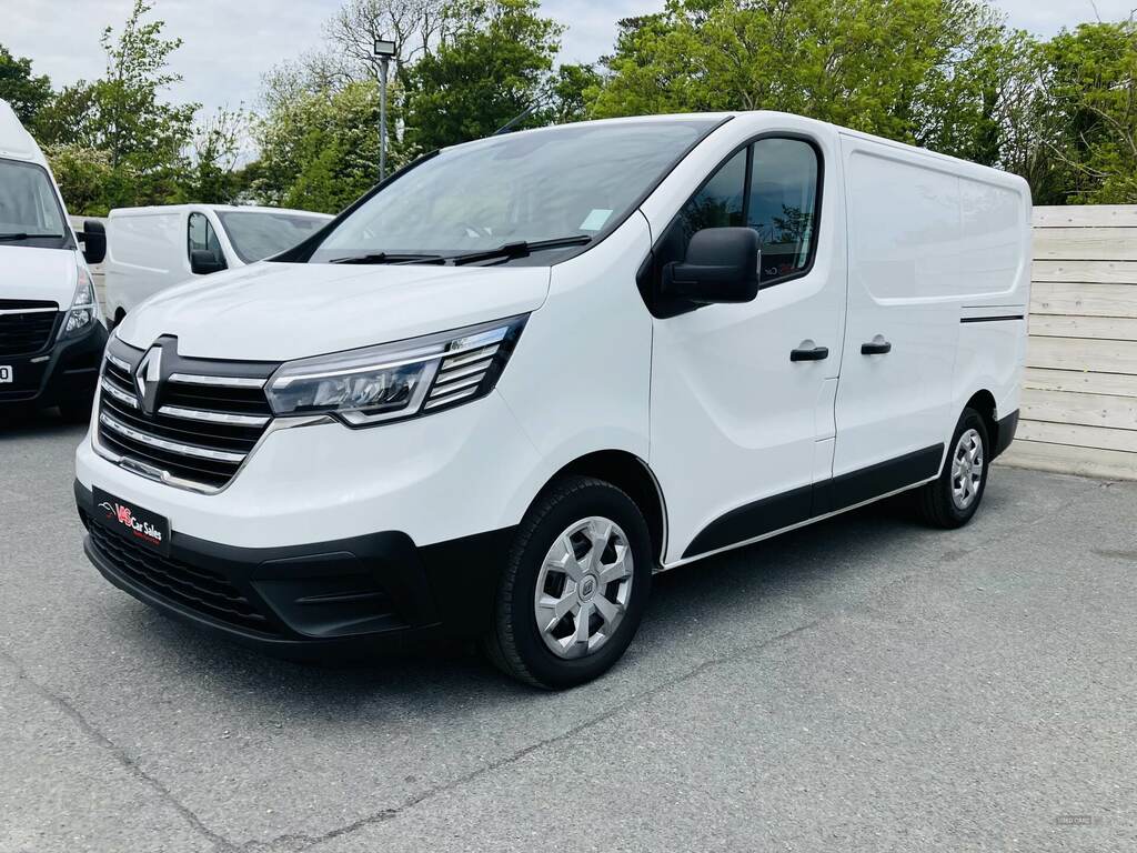 Renault Trafic Sl28 Blue Dci 130 Business Van SA22WYF White #3