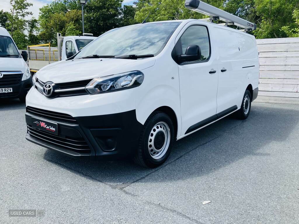 Toyota PROACE 2.0D 120 Icon Van White #3