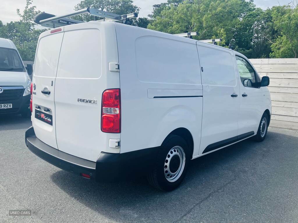 Toyota PROACE 2.0D 120 Icon Van White #6