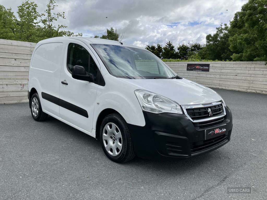 Peugeot Partner 850 Se 1.6 Bluehdi 100 Van White