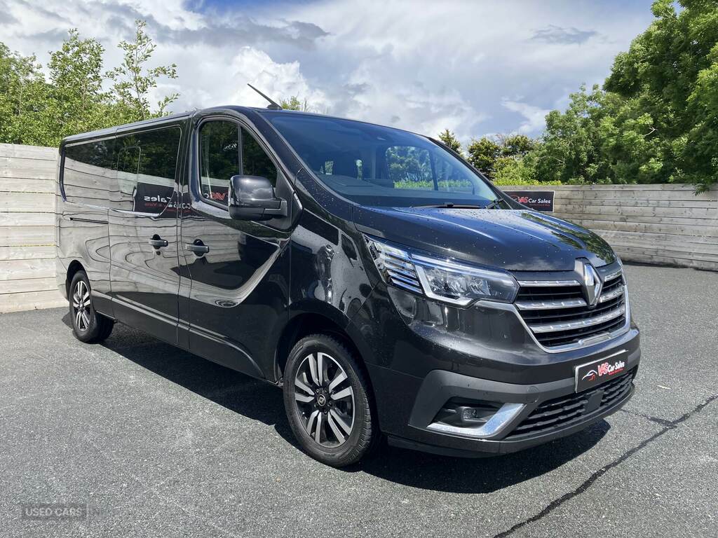 Renault Trafic Ll30 Blue Dci 150 Sport Crew Van Black