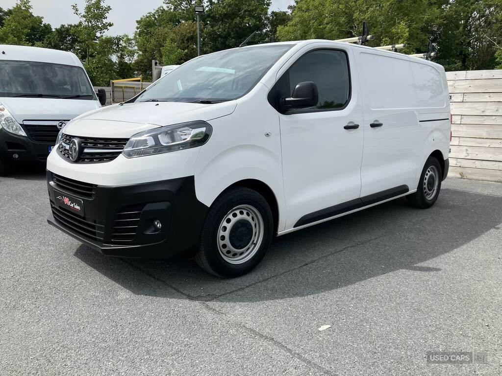 Vauxhall Vivaro 2700 1.5D 100Ps Dynamic H1 Van White #3
