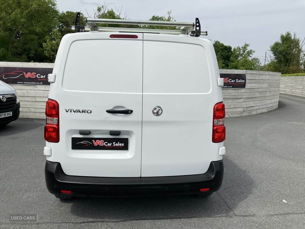 Vauxhall Vivaro 2700 1.5D 100Ps Dynamic H1 Van White #5