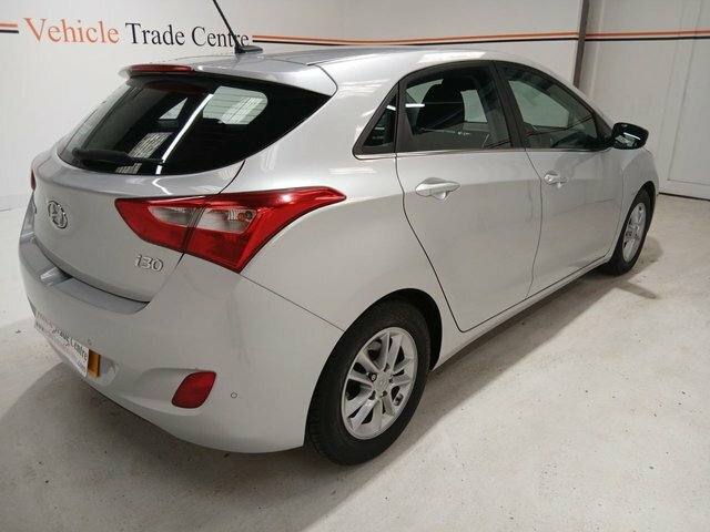 Hyundai I30 1.6 Crdi Blue Drive Se Nav Hatchback Ma EX16JYZ Silver #6