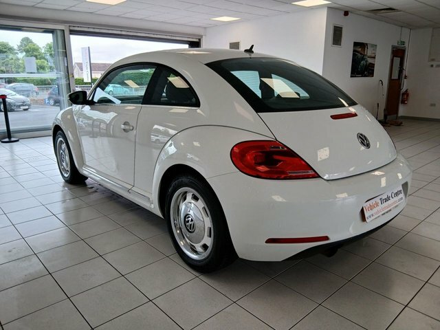 Volkswagen Beetle 1.2 Tsi Design Hatchback 6Spd Eu BF14WCG White #4