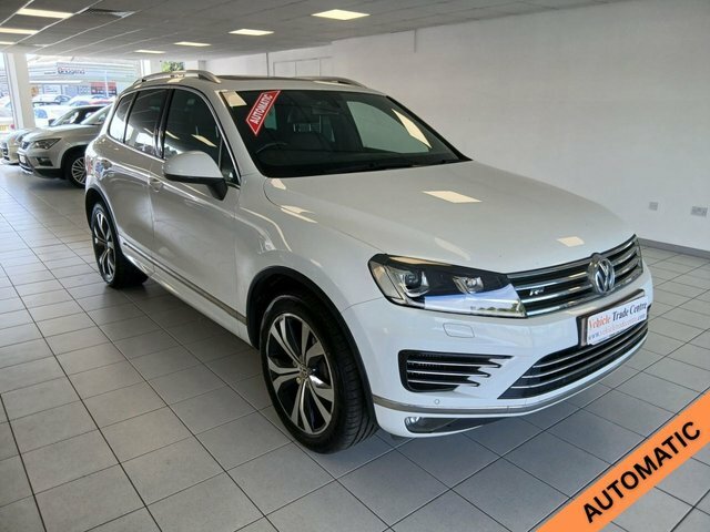 Volkswagen Touareg 3.0 Tdi V6 Bluemotion Tech R-line Suv T White