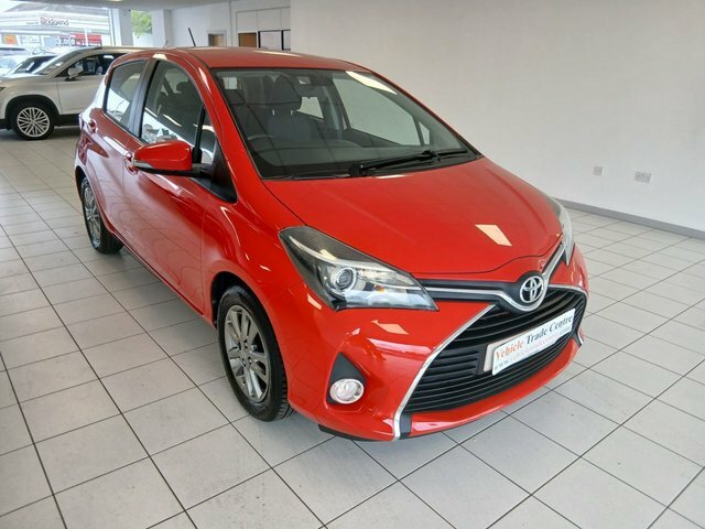 Toyota Yaris 1.33 Dual Vvt-i Icon Hatchback E Red